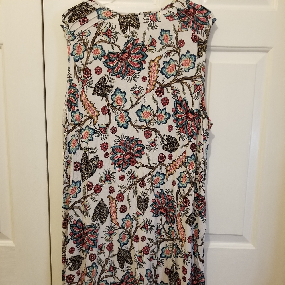 Long cover up. Great for beach or nightgown